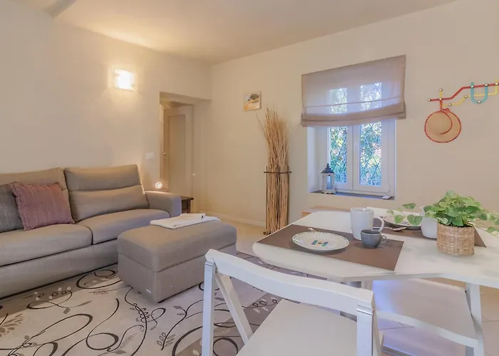 Lägenhet La Casa Di Cora Perledo